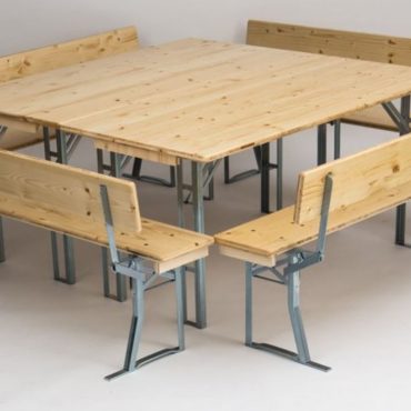 Festzeltgarnitur_2Tische_164x100cmx2_und_4Baenke_164cm_mit_Lehne